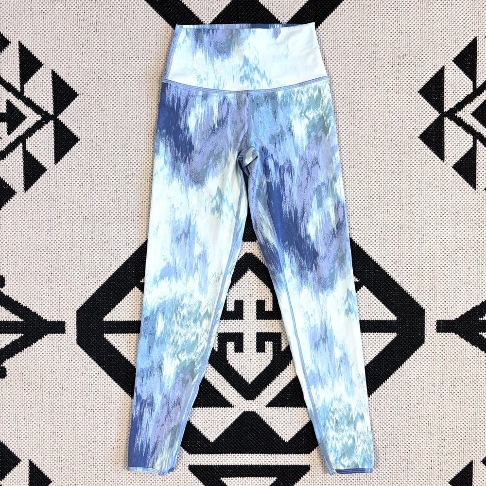 Aerie Move Watercolor Printed Crisscross Cutout 7/8 Leggings XS
